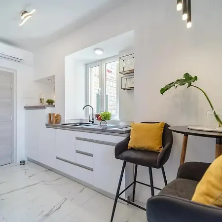 Apartment Vin - Sea Promenade
