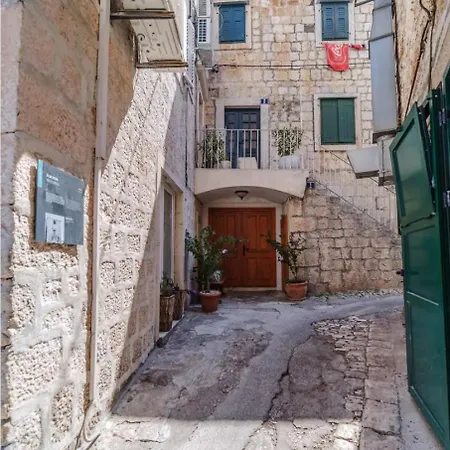 Apartment Vin - Sea Promenade Supetar